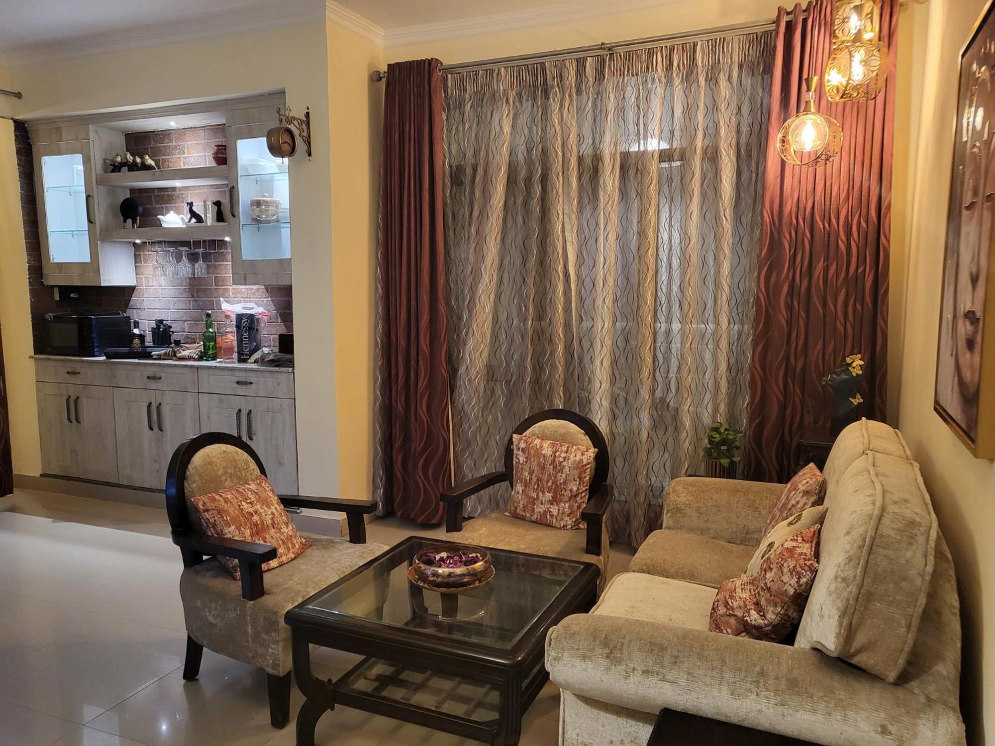 Apartment Cosy Condominium New Delhi