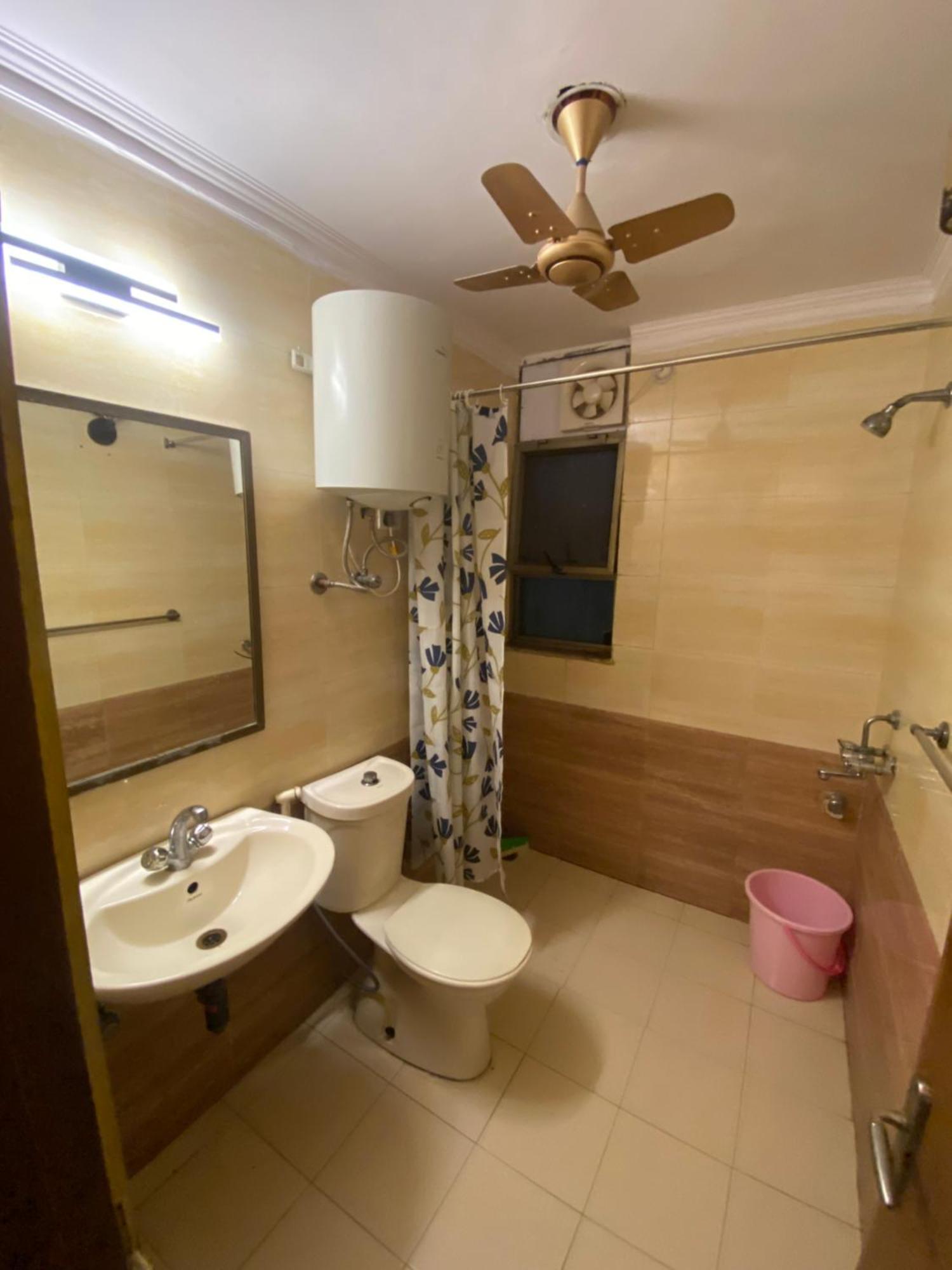 Cosy Condominium New Delhi